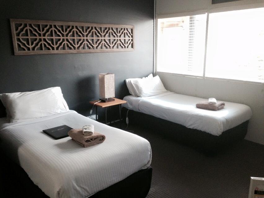 Motel Melrose Миттагонг Номер фото